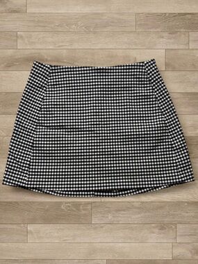 Urban Outfitters Black & White Gingham Check Mini Skirt w/ Pockets Size Small